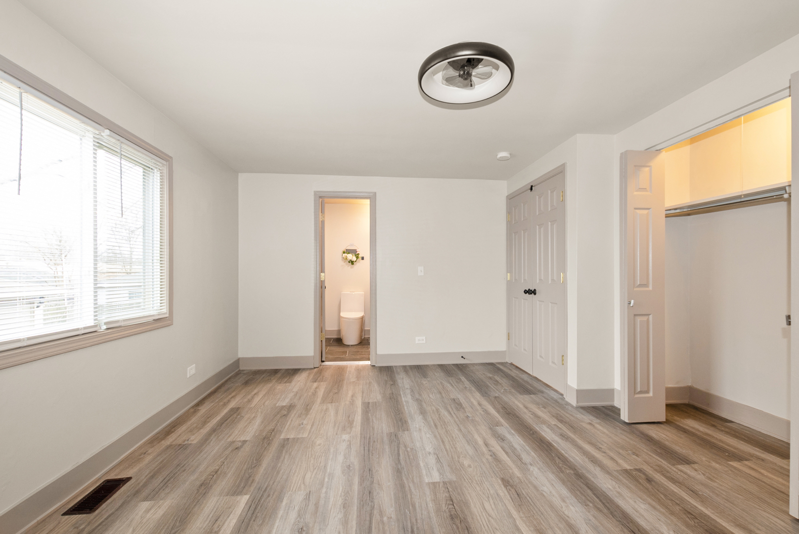 836 Lily Cache Lane Bolingbrook, IL 60440 - Photo 20 of 31