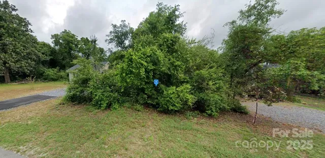 an aerial view of house with outdoor space