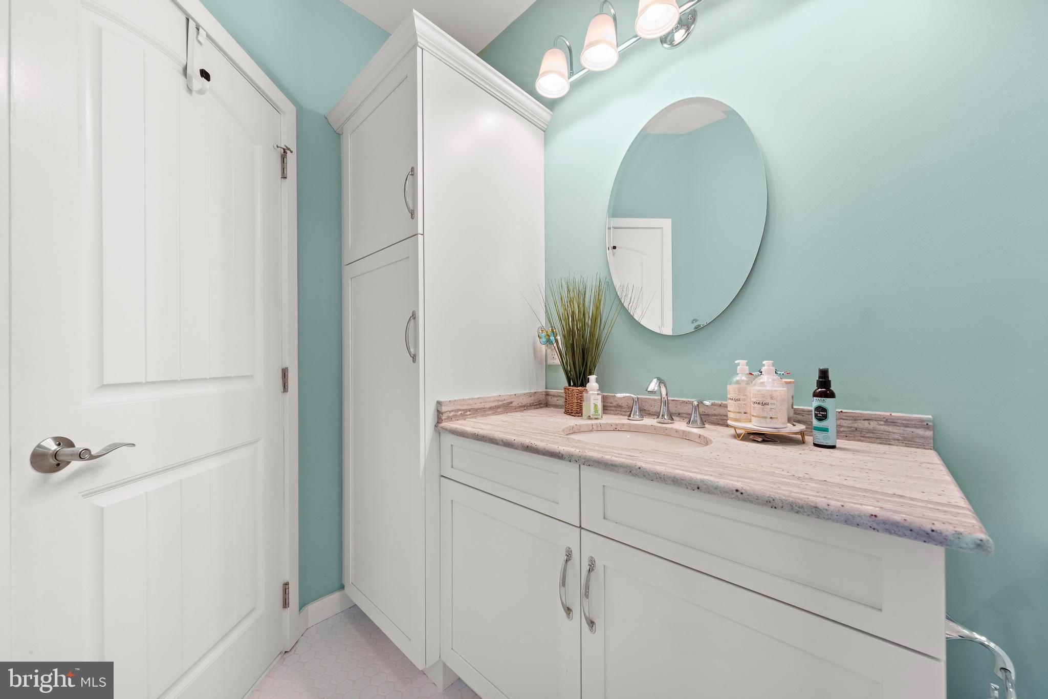 27 West 33rd Street Long Beach Township, NJ 08008 - Photo 11 of 83