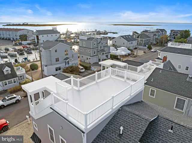 $2,100,000 | 27 West 33rd Street, Long Beach Township, NJ 08008