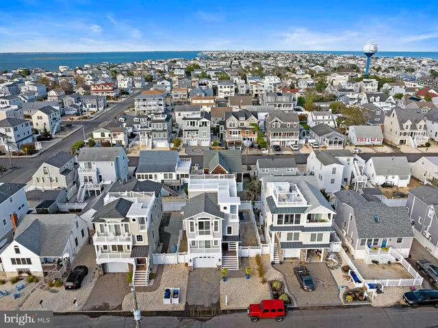 $2,100,000 | 27 West 33rd Street, Long Beach Township, NJ 08008