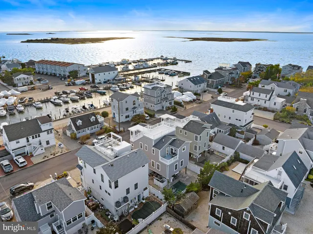 $2,100,000 | 27 West 33rd Street, Long Beach Township, NJ 08008