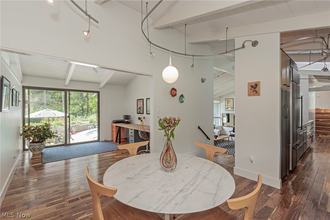33000 Pinetree Road Cleveland, OH 44124 - Photo 15 of 31 Gallery Image 15