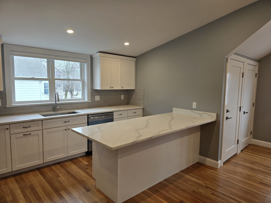 29 Appleton Street, Unit 3 Arlington, MA 02476 - Photo 5 of 12