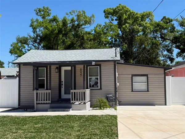 $2,200 | 8027 North Newport Avenue, Tampa, FL 33604