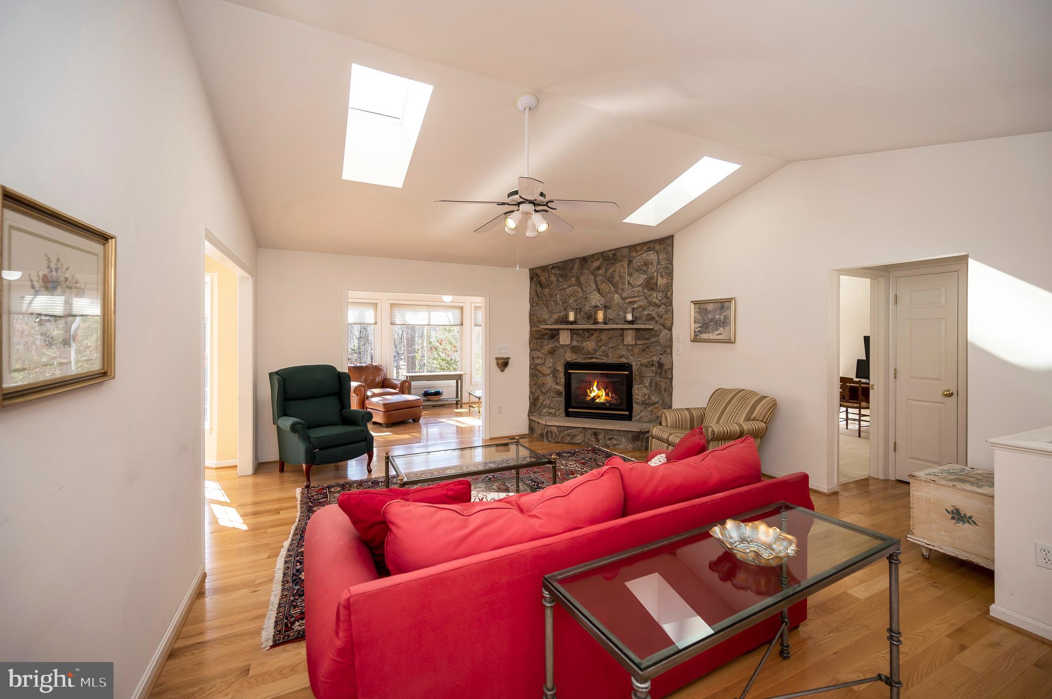 212 Birdie Road Locust Grove, VA 22508 - Photo 4 of 46 Gleaming hardwood floors throughout the main level