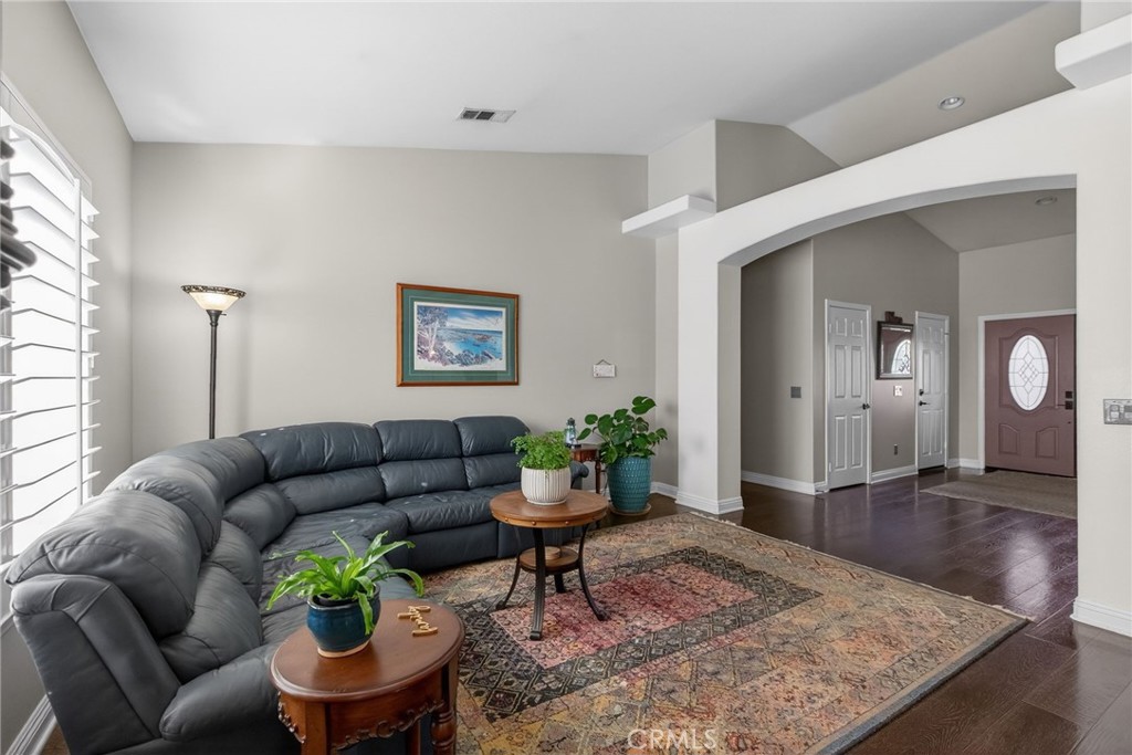 14029 Dove Canyon Drive Riverside, CA 92503 - Photo 10 of 69