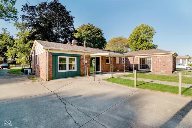 $262,900 | 810 Ernie Lu Avenue, Anderson, IN 46013