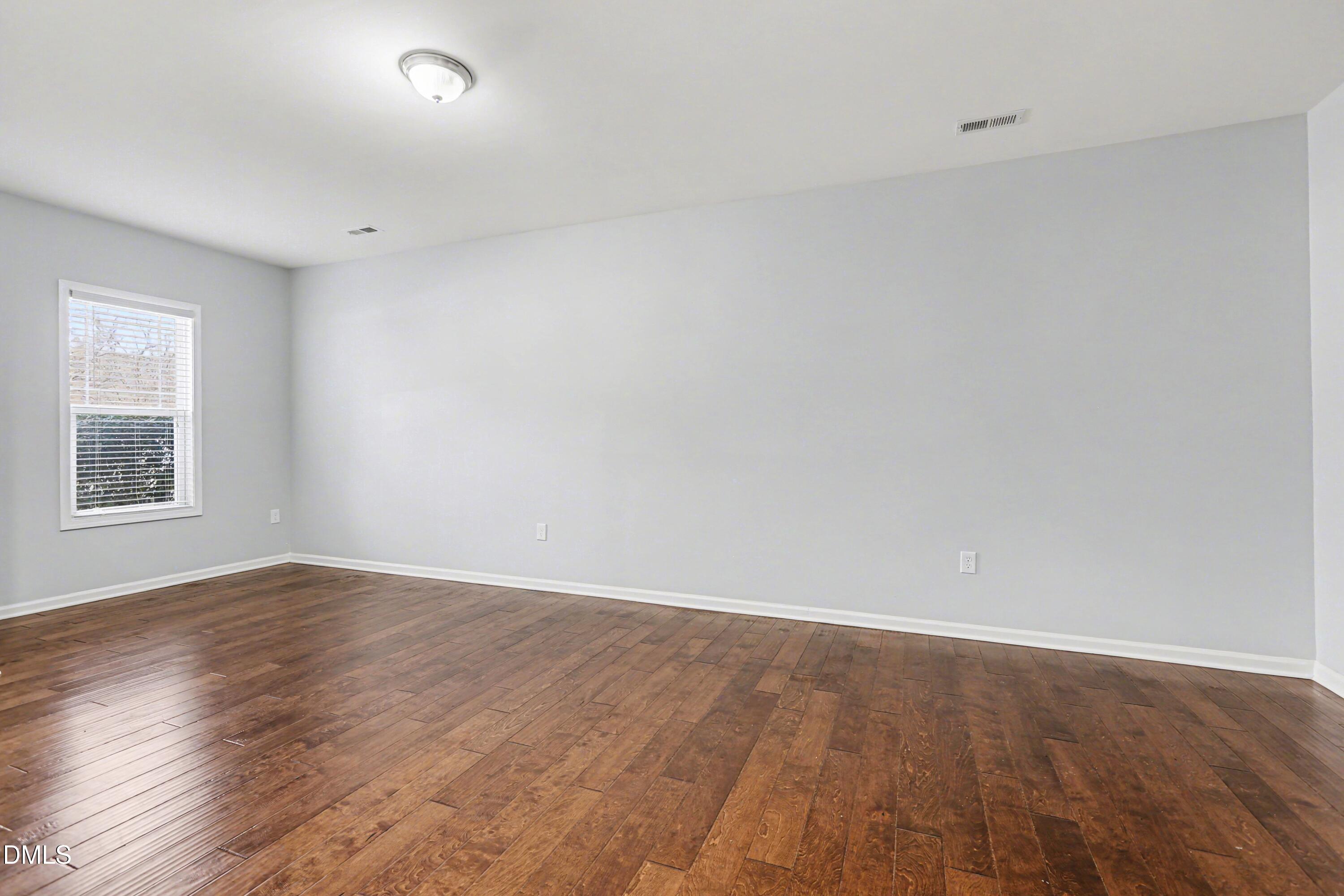 6305 Yates Mill Pond Road Raleigh, NC 27606 - Photo 5 of 39 005_file_3213
