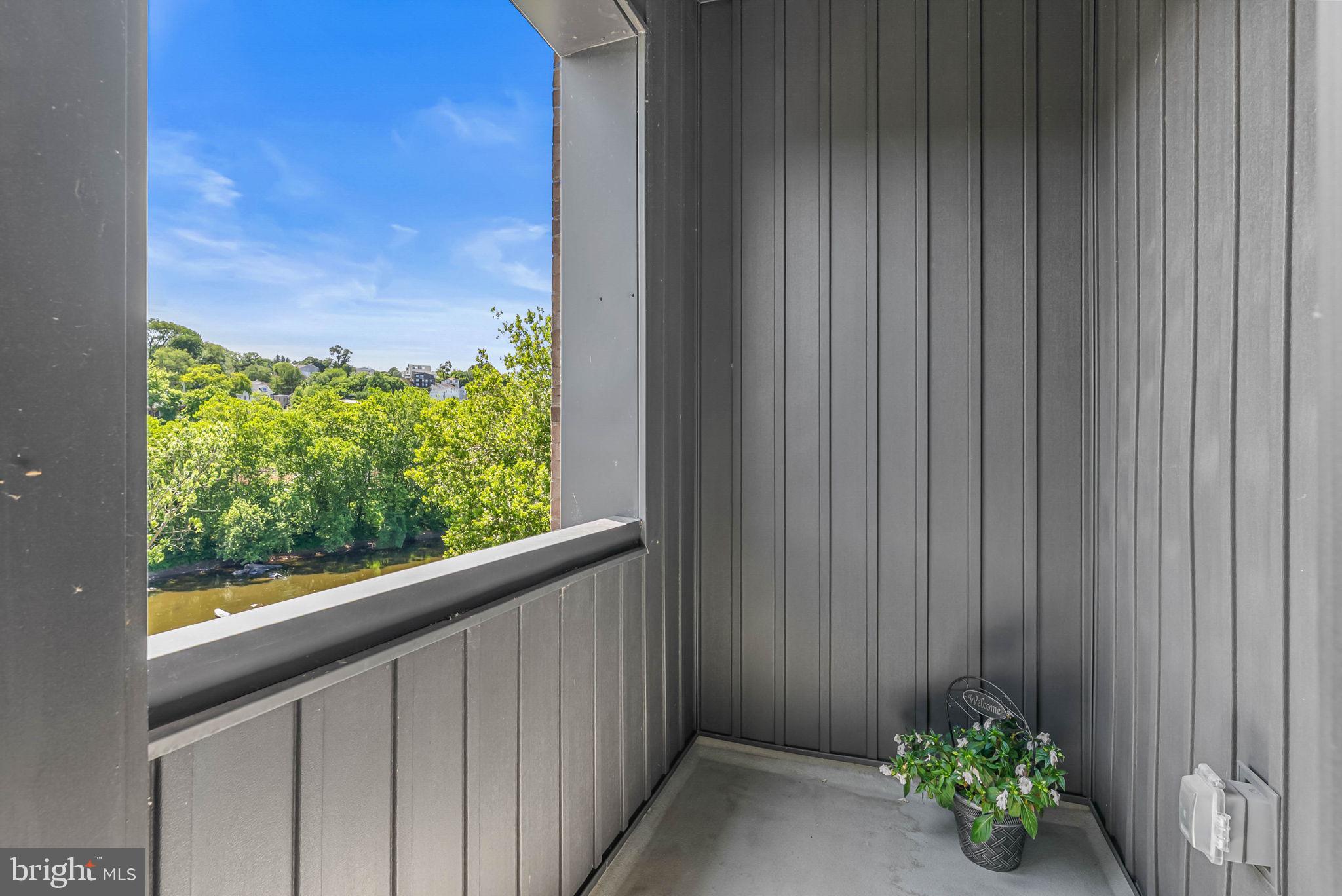 4574 Riverside Way Philadelphia, PA 19127 - Photo 34 of 56