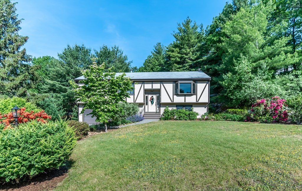 5 Fern Road Andover, MA 01810 - Photo 1 of 29