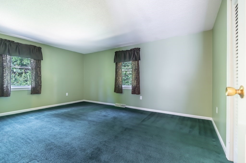 5 Fern Road Andover, MA 01810 - Photo 13 of 29
