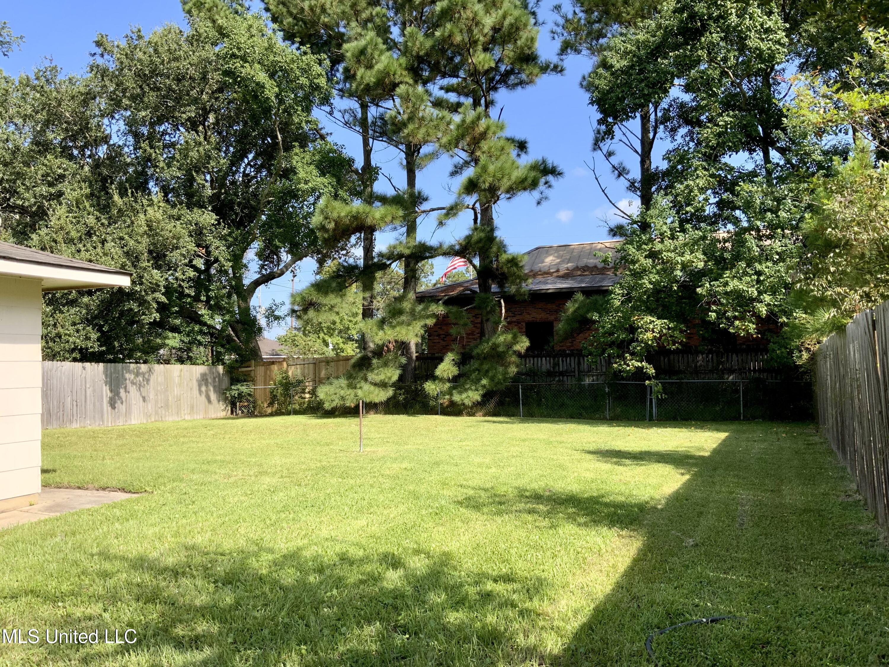 117 Roberts Circle Ocean Springs, MS 39564 - Photo 15 of 15 IMG_9924