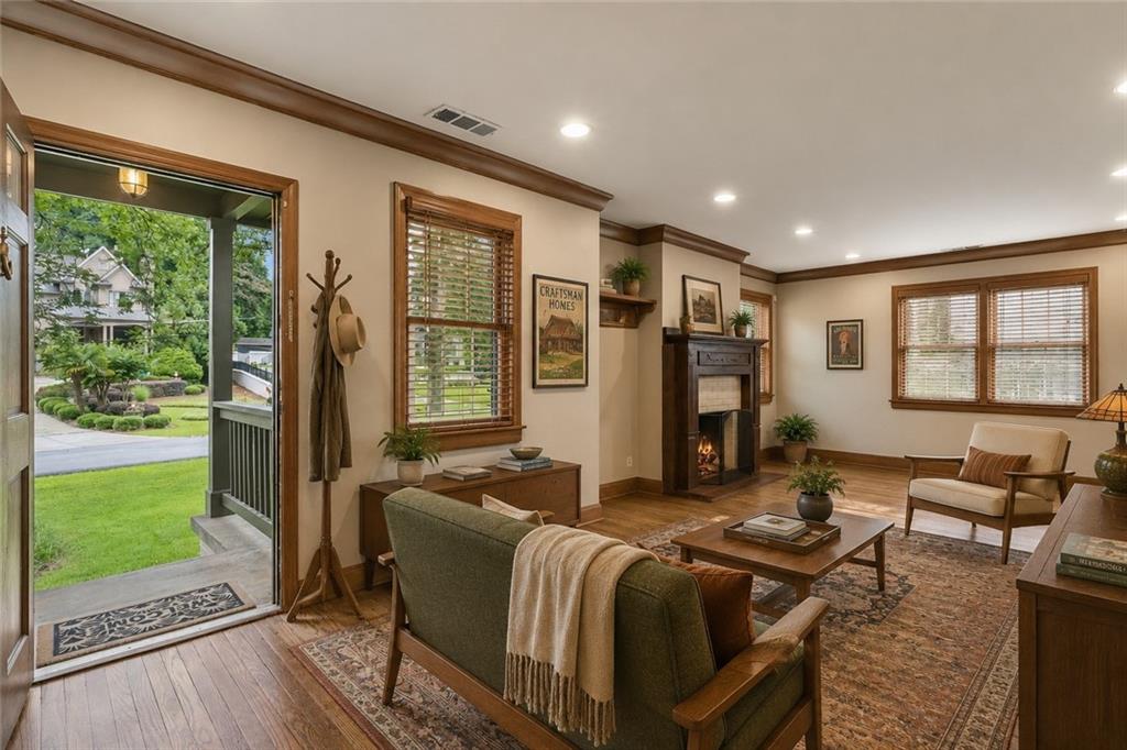 1197 Goodwin Road Northeast Atlanta, GA 30324 - Photo 4 of 64