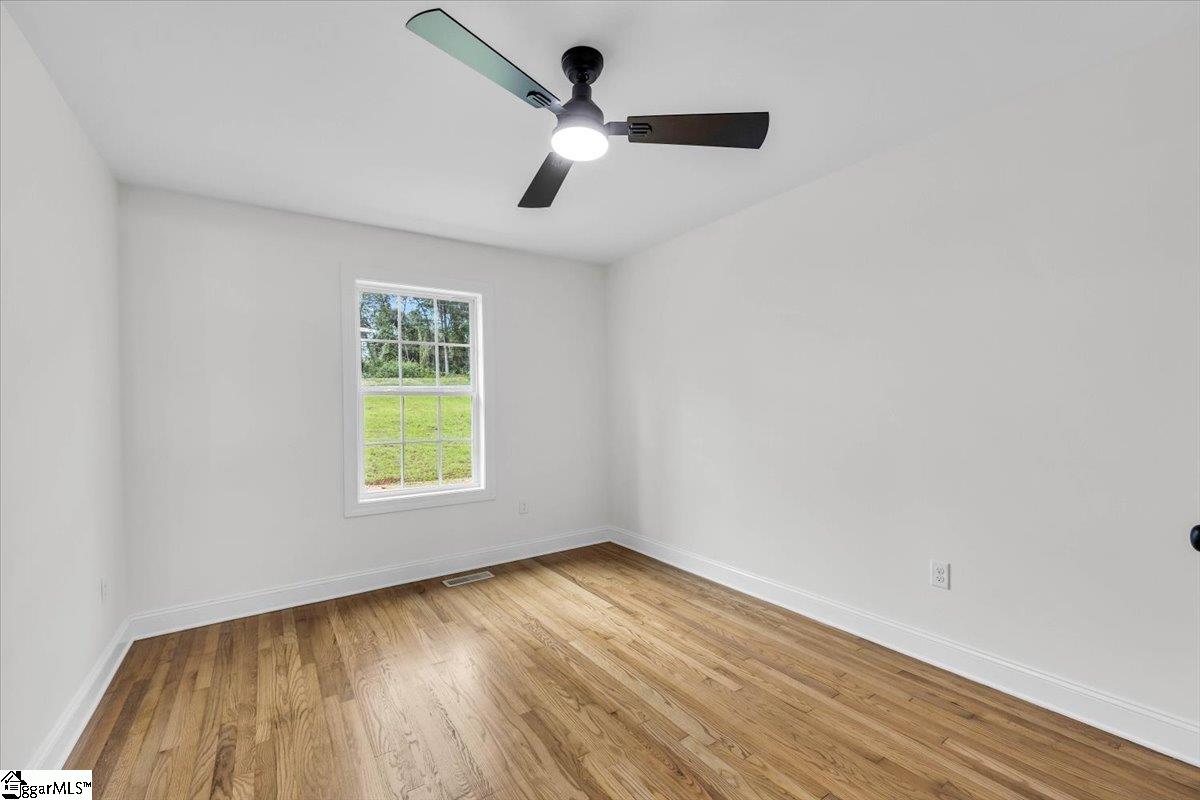 2400 Tigerville Road Travelers Rest, SC 29690 - Photo 20 of 36