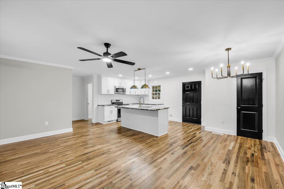 2400 Tigerville Road Travelers Rest, SC 29690 - Photo 6 of 36