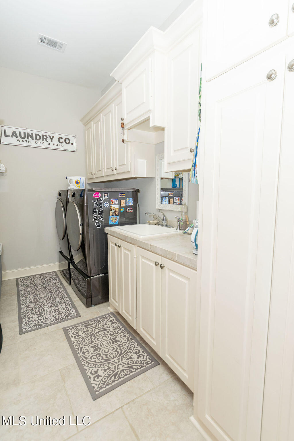 367 Caroline Boulevard Madison, MS 39110 - Photo 37 of 61 Laundry Room