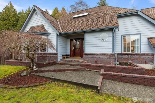 $999,000 | 4033 120th Place Southeast, Everett, WA 98208
