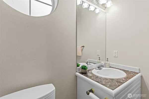 $999,000 | 4033 120th Place Southeast, Everett, WA 98208