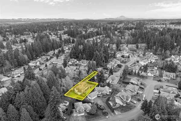 $999,000 | 4033 120th Place Southeast, Everett, WA 98208