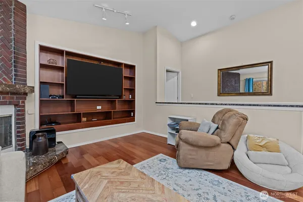 $999,000 | 4033 120th Place Southeast, Everett, WA 98208