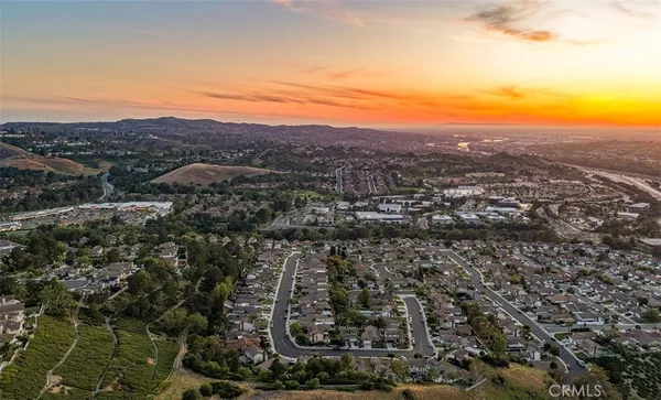 $1,050,000 | 8481 East Foothill Street, Anaheim Hills, CA 92808