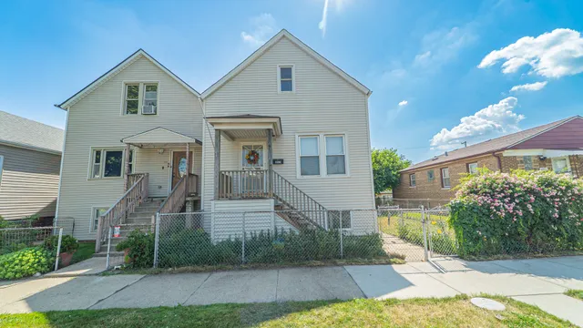 $219,900 | 10439 South Ave M, Chicago, IL 60617