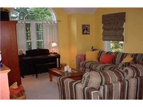 22 Abbey Road Merrimack, NH 03054 - Photo 4 of 9