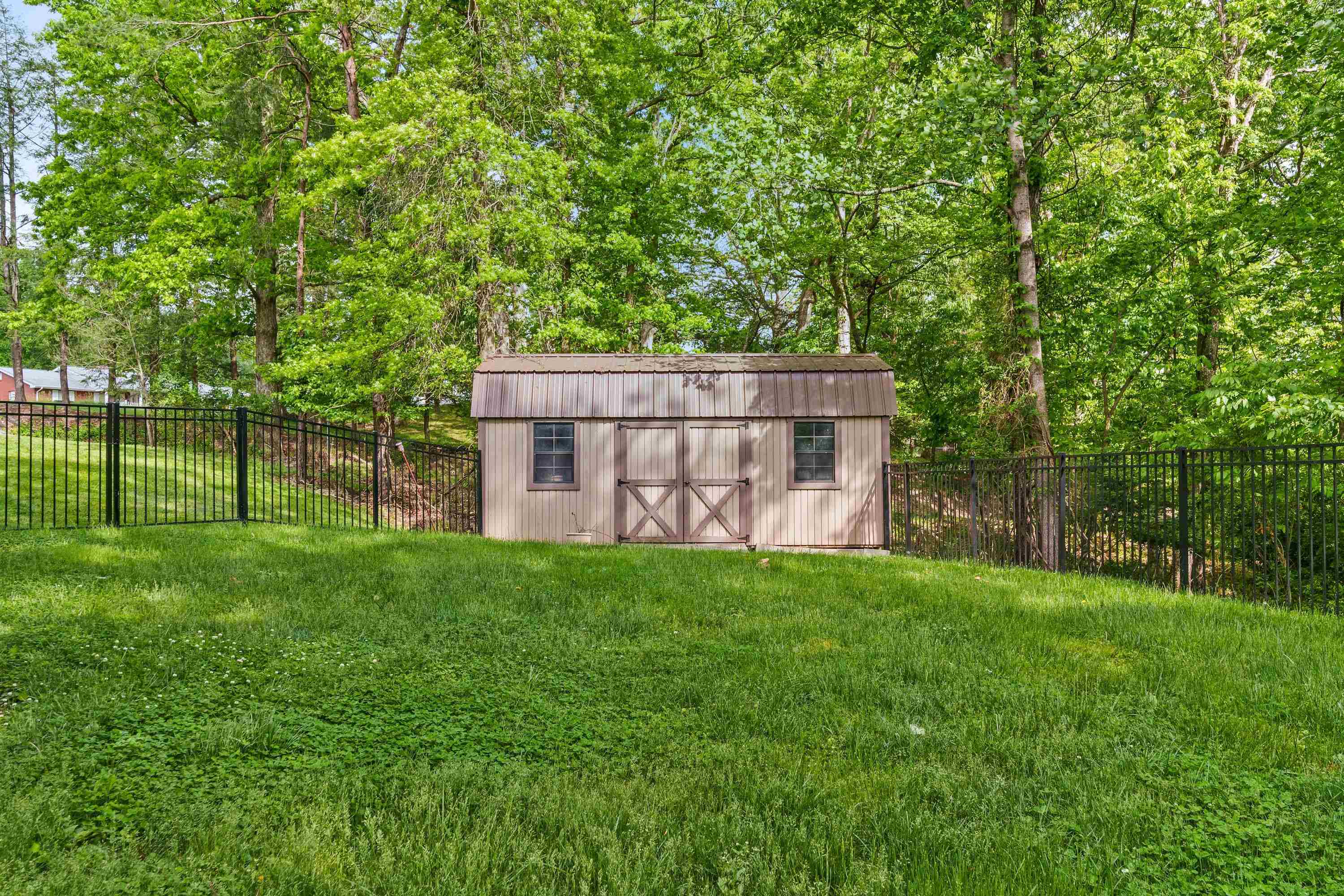 4099 Boy Scout Road Ashland, KY 41102 - Photo 42 of 47