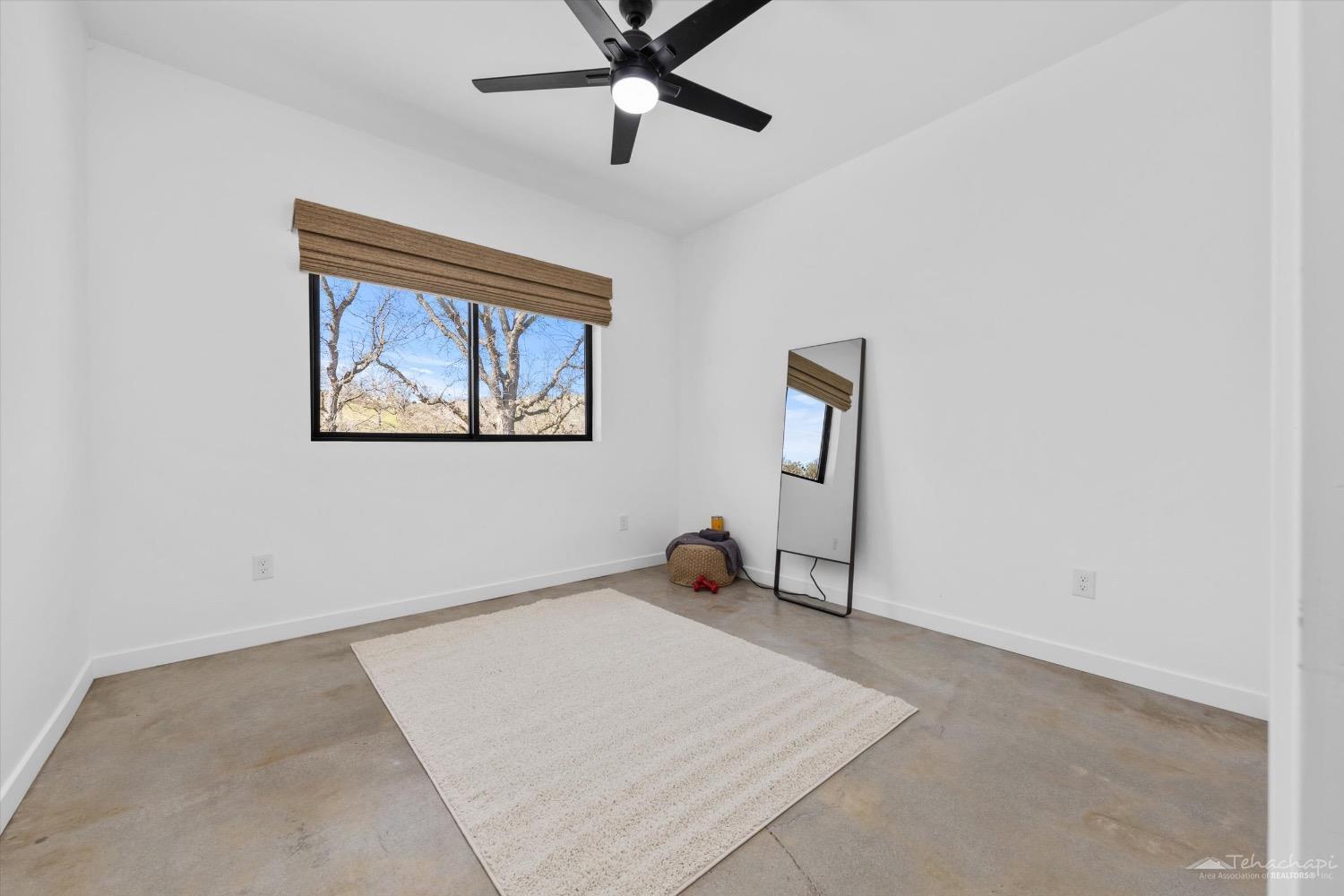 28901 Augusta Way Tehachapi, CA 93561 - Photo 46 of 65 46