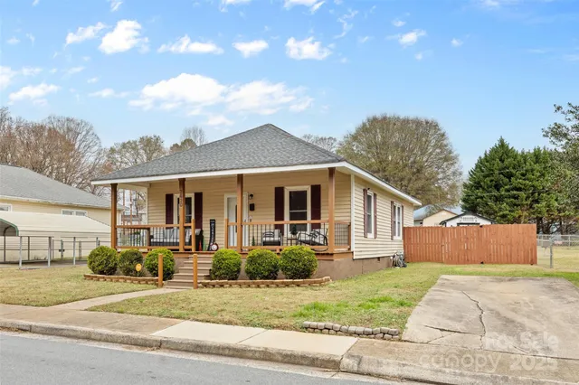 $255,000 | 2420 Jackson Street, Belmont, NC 28012