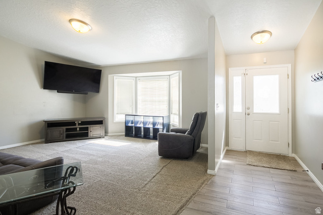 375 South 3290th West Vernal, UT 84078 - Photo 4 of 37