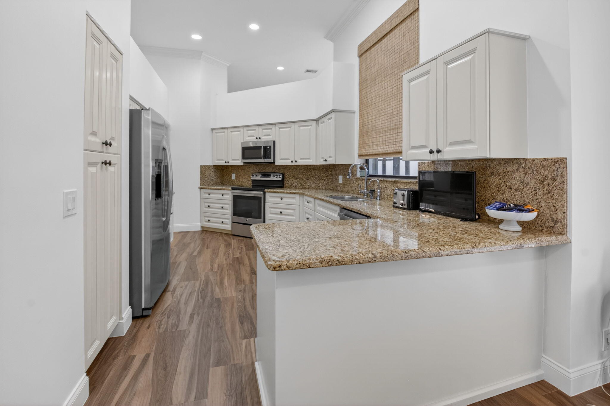 2437 Northwest 64th Street Boca Raton, FL 33496 - Photo 17 of 49 17-web-or-mls-DSC_2668