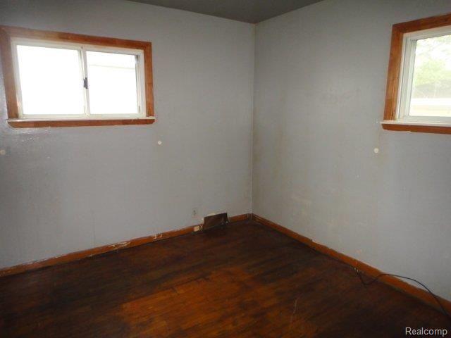 2310 Isabelle Street Inkster, MI 48141 - Photo 4 of 8 DSC07775