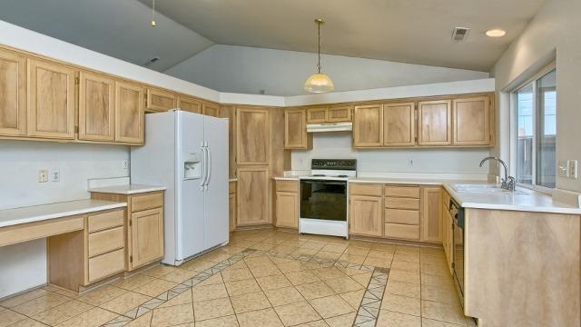 630 Clearview Way Eagle Point, OR 97524 - Photo 11 of 25 Additional Photo