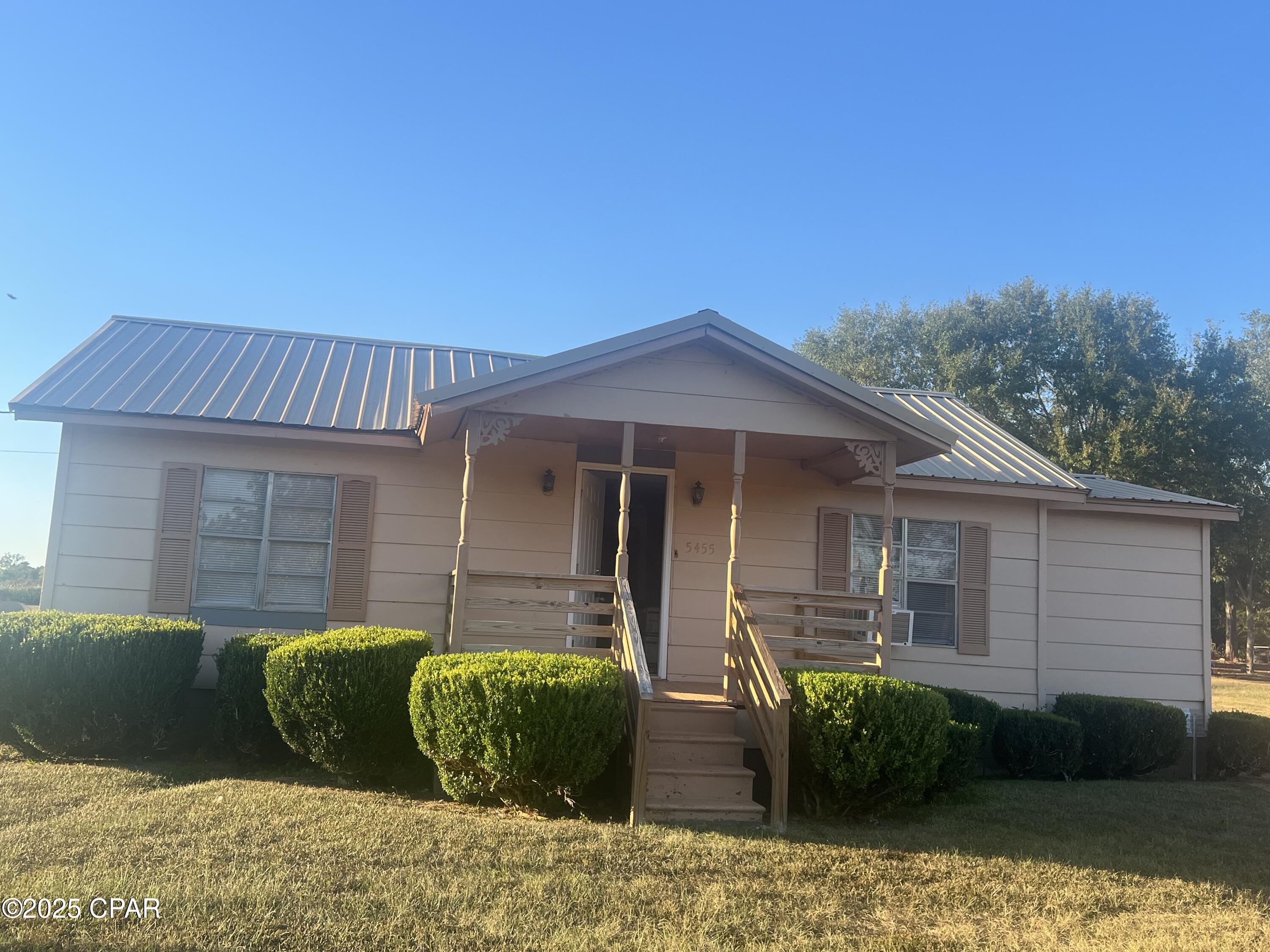 5455 Ellaville Road Campbellton, FL 32426 - Photo 2 of 13