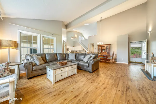 $2,600 | 3145 Lakeside Commons Drive Southeast, Unit 1, Southport, NC 28461