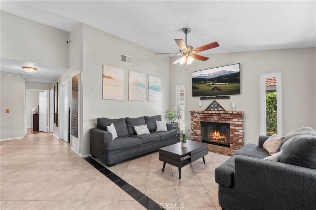 8715 Sandhill Drive Riverside, CA 92508 - Photo 9 of 38