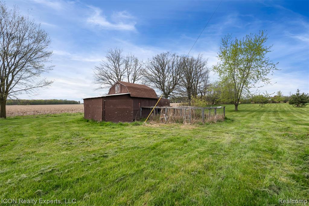 13620 Gilbert Road Allenton, MI 48002 - Photo 36 of 47