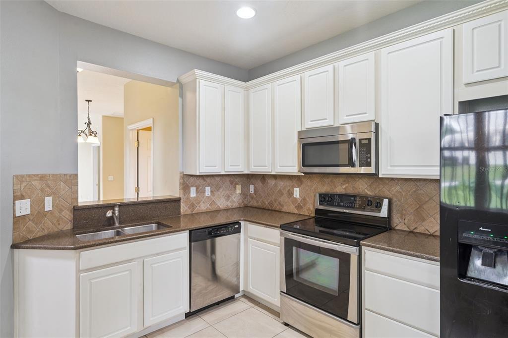 722 Chacall Loop Mount Dora, FL 32757 - Photo 2 of 23