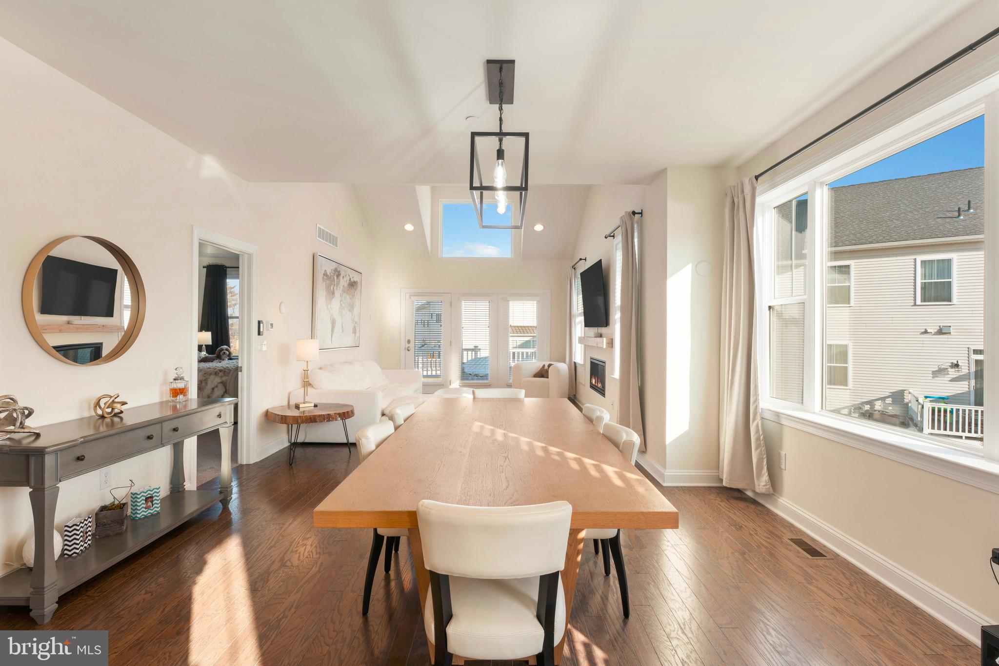 2 Parry Way Warminster, PA 18974 - Photo 5 of 41 a view of a dining room with furniture and a window