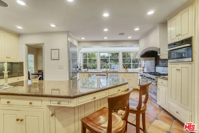 $27,500 | 707 North Bedford Drive, Beverly Hills, CA 90210