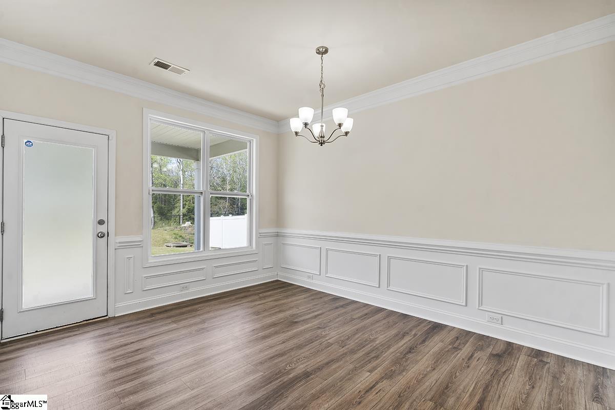 610 Raleighwood Lane Simpsonville, SC 29681 - Photo 9 of 21
