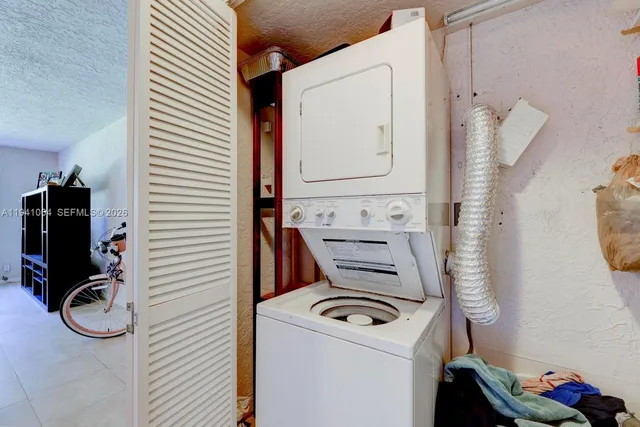 $1,725 | 610 Southeast 2nd Avenue, Unit L26, Deerfield Beach, FL 33441