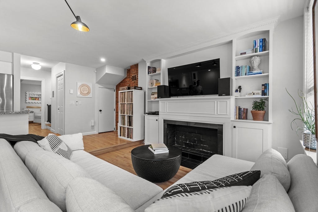 4 Durham Street, Unit 1 Boston, MA 02115 - Photo 10 of 15