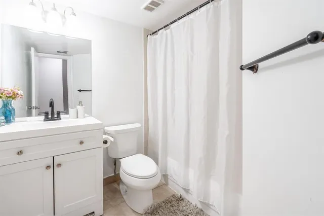 $258,000 | 8851 Wiles Road, Unit 305, Coral Springs, FL 33067