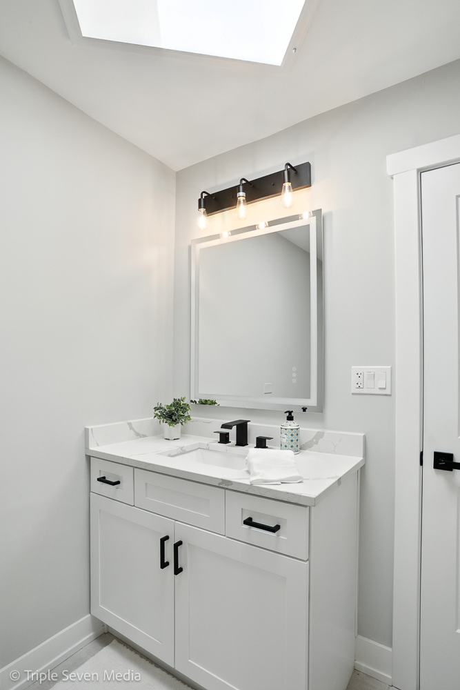 18801 Ruth Drive Mokena, IL 60448 - Photo 26 of 35 a bathroom with a sink and a mirror