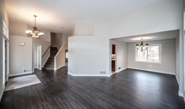 $525,000 | 18644 85th Avenue North, Maple Grove, MN 55311