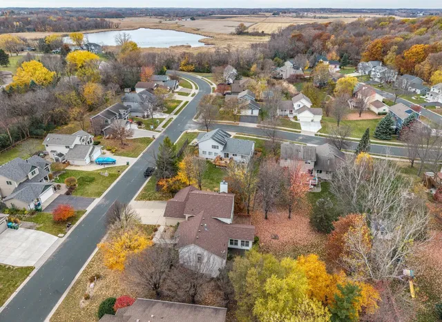 $525,000 | 18644 85th Avenue North, Maple Grove, MN 55311