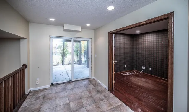 $525,000 | 18644 85th Avenue North, Maple Grove, MN 55311